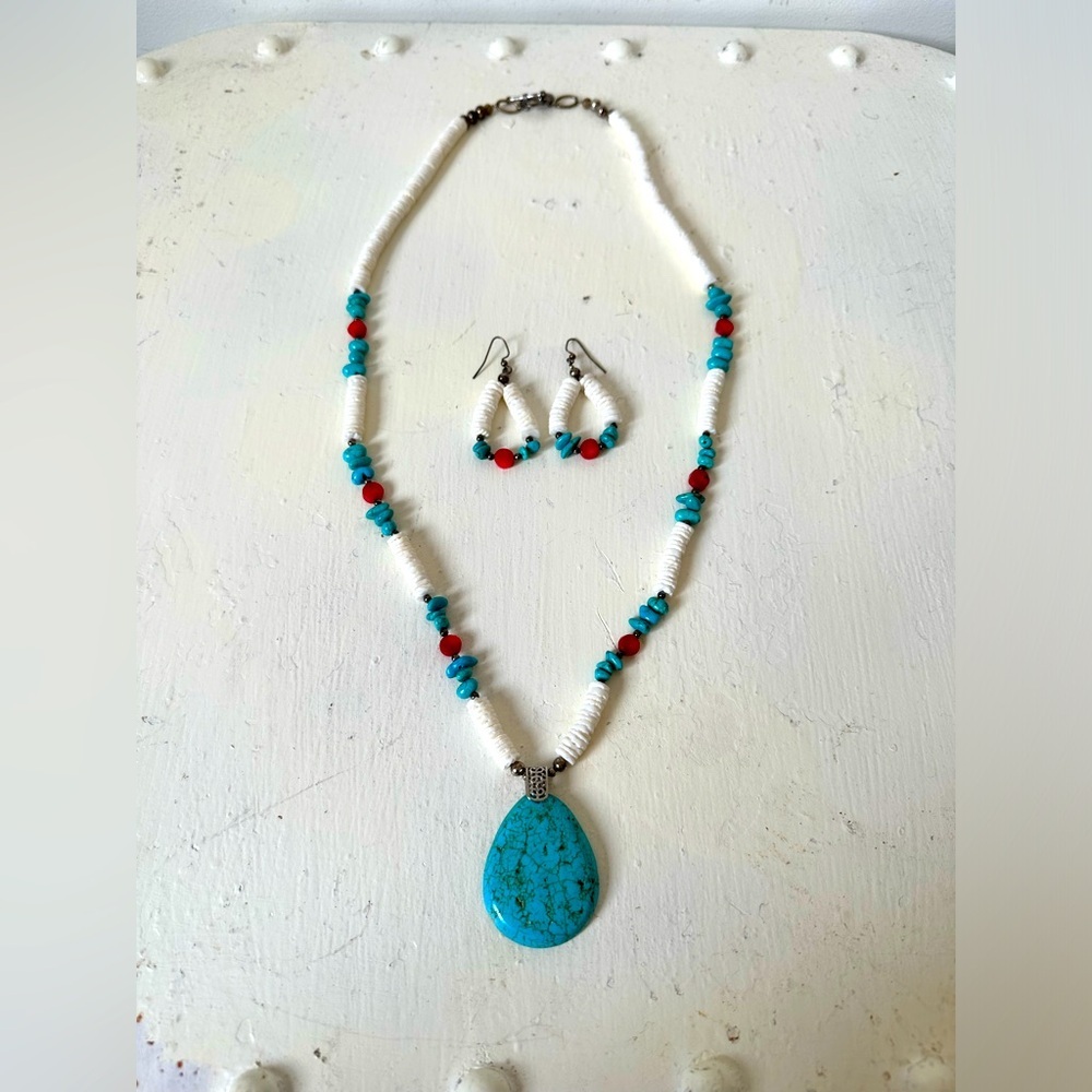 Turquoise Coral Sea Puka Shell Southwestern Boho Native Necklace Earrings Set - Picture 2 of 4